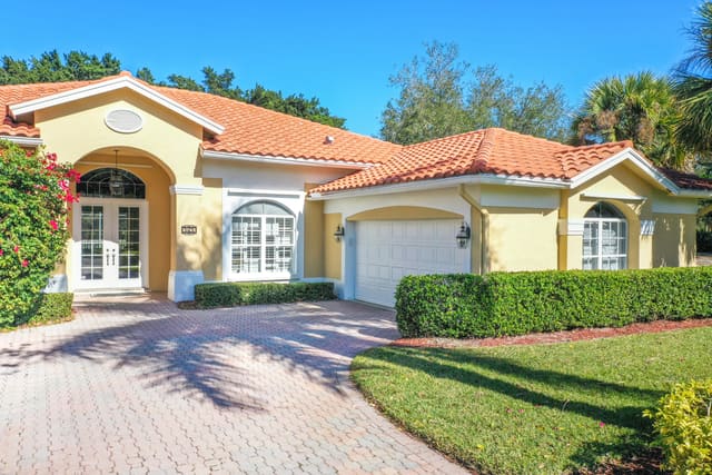 9406 Meadowood Drive, Fort Pierce, FL 34951