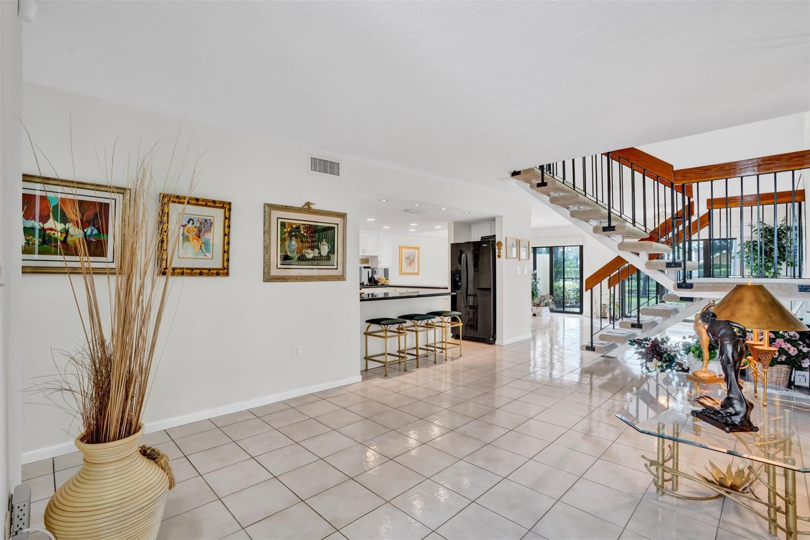 9530 Alcazar Lane 9530 — photo 4