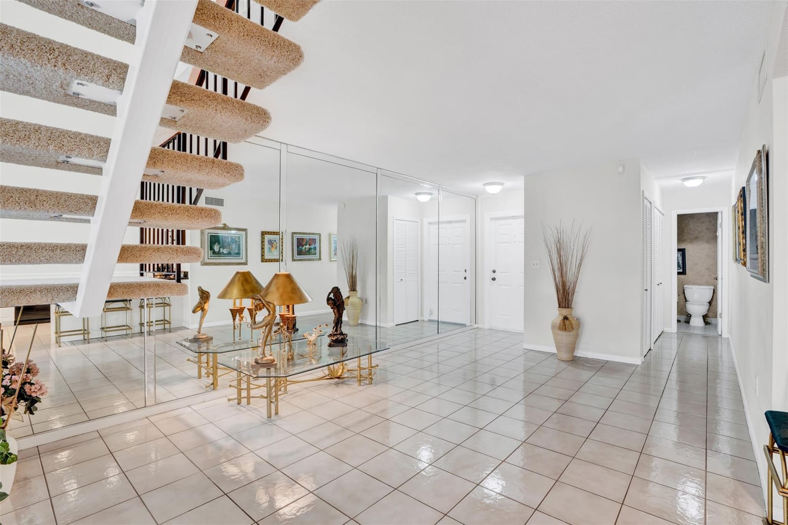 9530 Alcazar Lane 9530 — photo 10