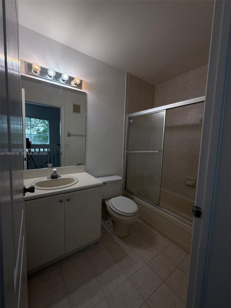 17640 NW 73rd Avenue 200-19, Hialeah, FL 33015 photo 4