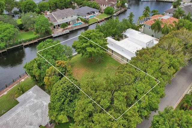 0 Compass Isle, sold in Bay Colony, Juno Beach, FL