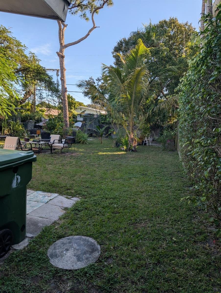 1118-1120 NW 2nd Avenue — photo 11