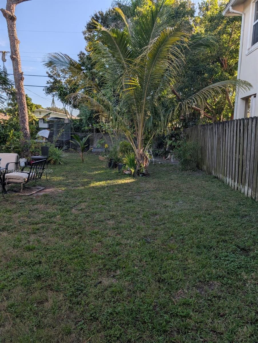 1118-1120 NW 2nd Avenue — photo 9