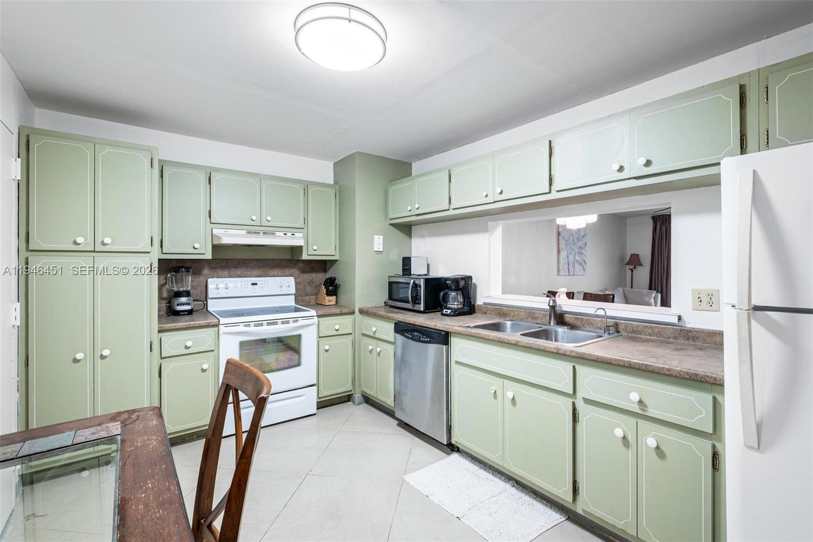 1149 Hillsboro Mile Ph2n PH2N — photo 12