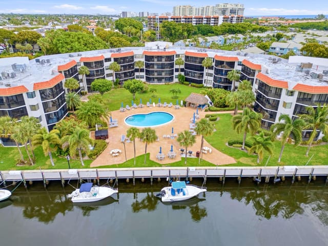 800 Jeffery Street 102, sold in Porta Bella East And Porta Bella Southwest Condo A, Boca Raton, FL
