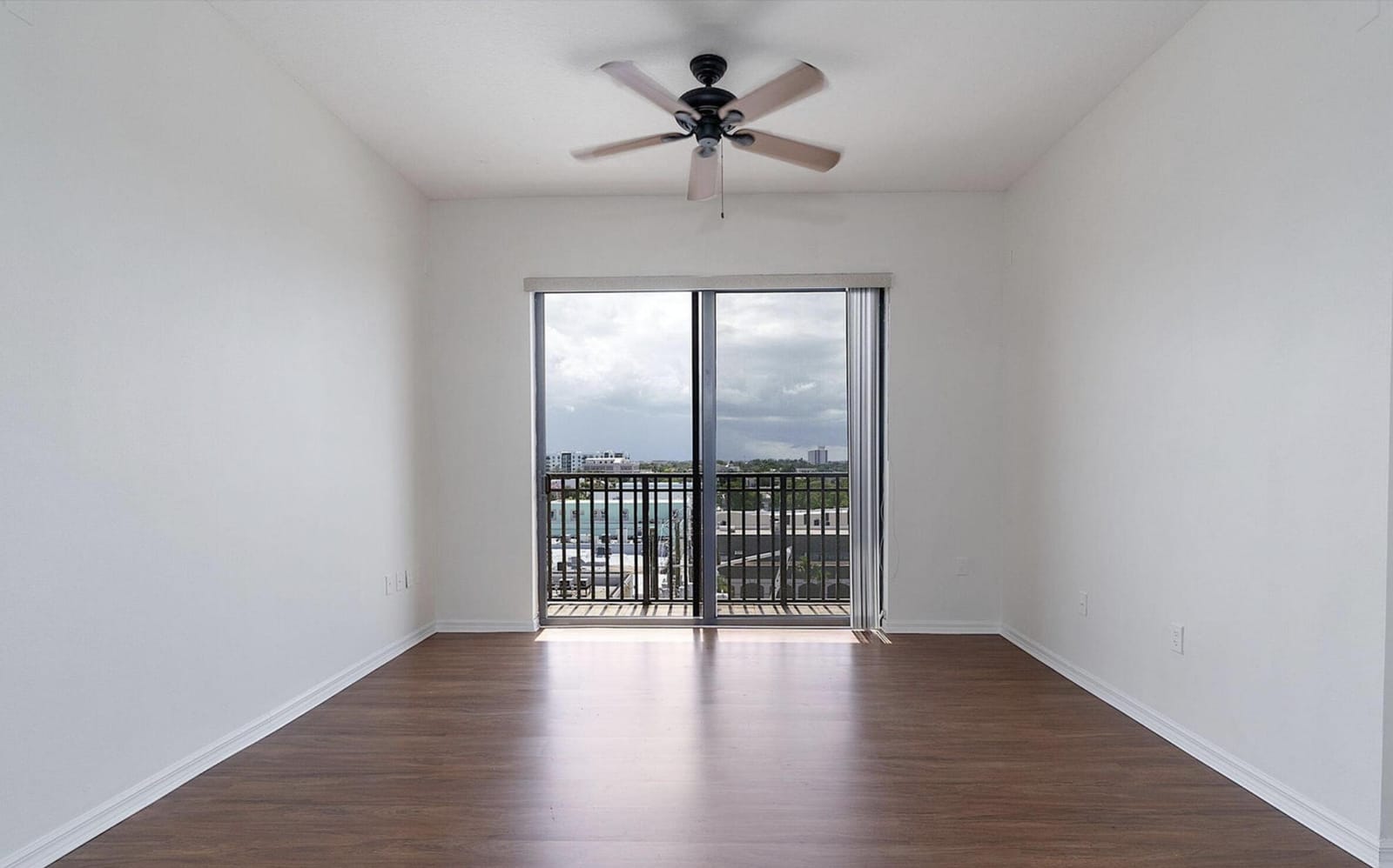 511 Lucerne Avenue 610, Lake Worth Beach, FL 33460 photo 14