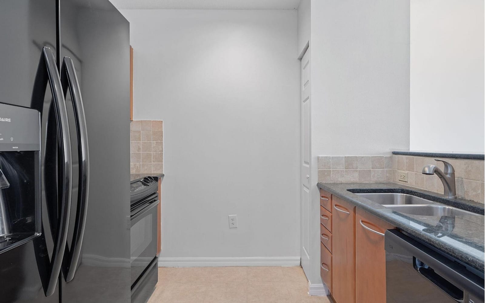 511 Lucerne Avenue 610, Lake Worth Beach, FL 33460 photo 19