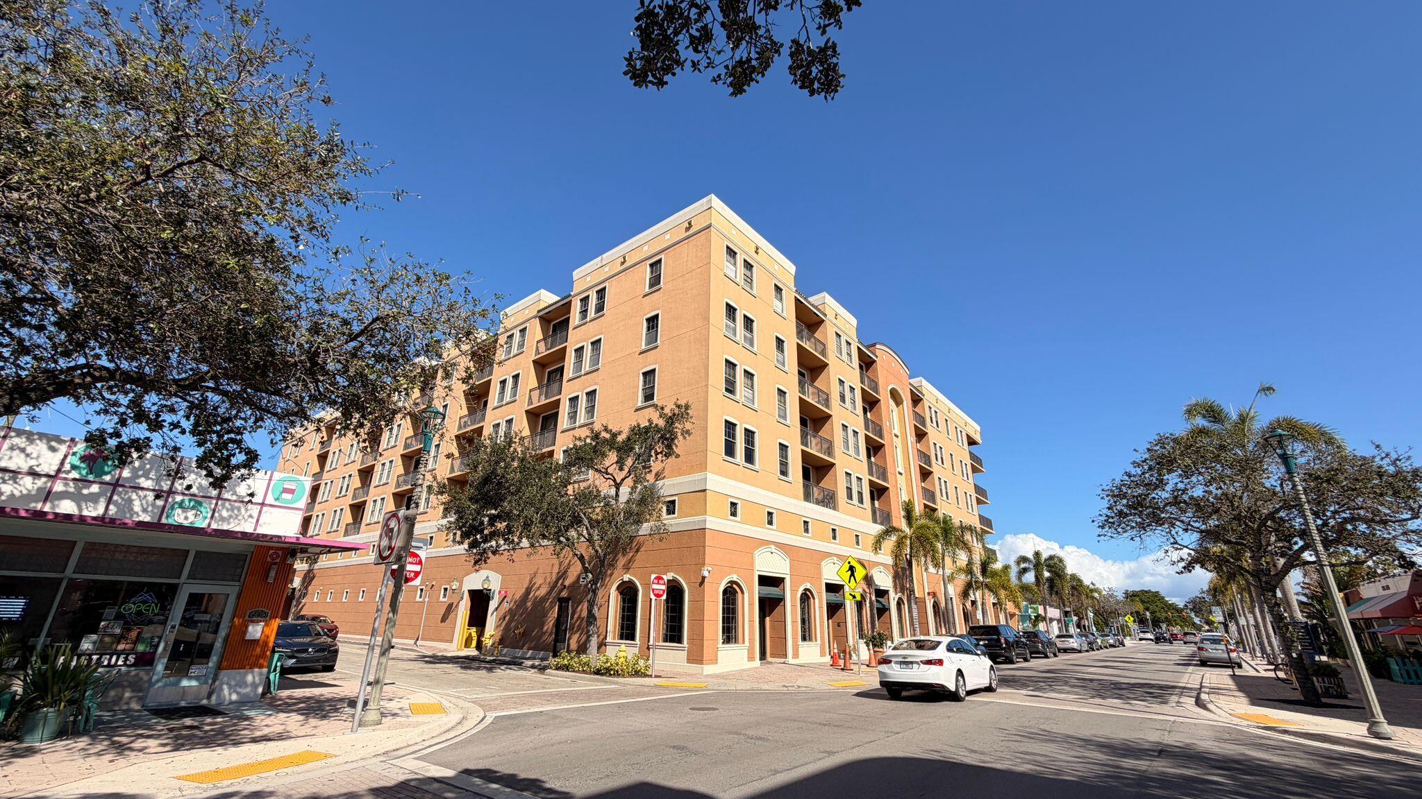 511 Lucerne Avenue 610, Lake Worth Beach, FL 33460, Lake Worth Beach