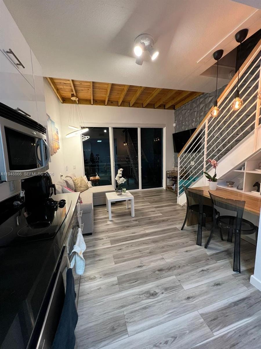 60 SW 13th Street 3013 — photo 8