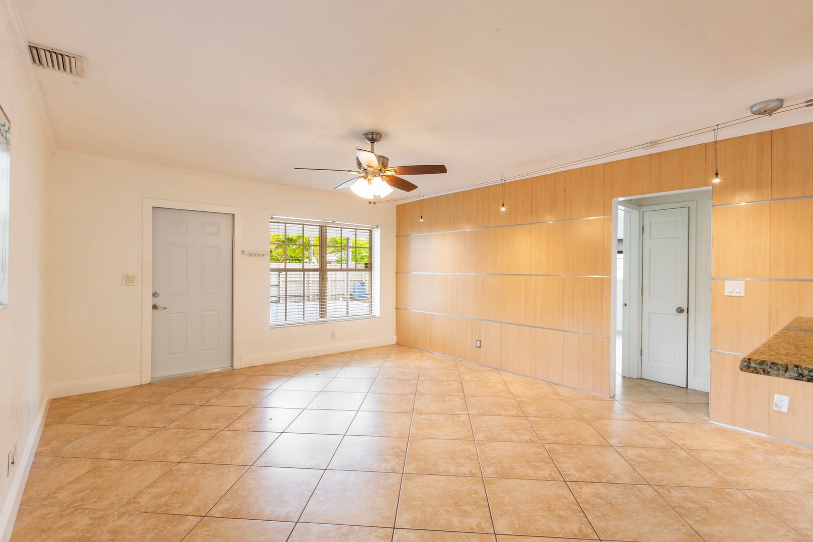 1139 NW 1st Avenue, Fort Lauderdale, FL 33311 photo 9