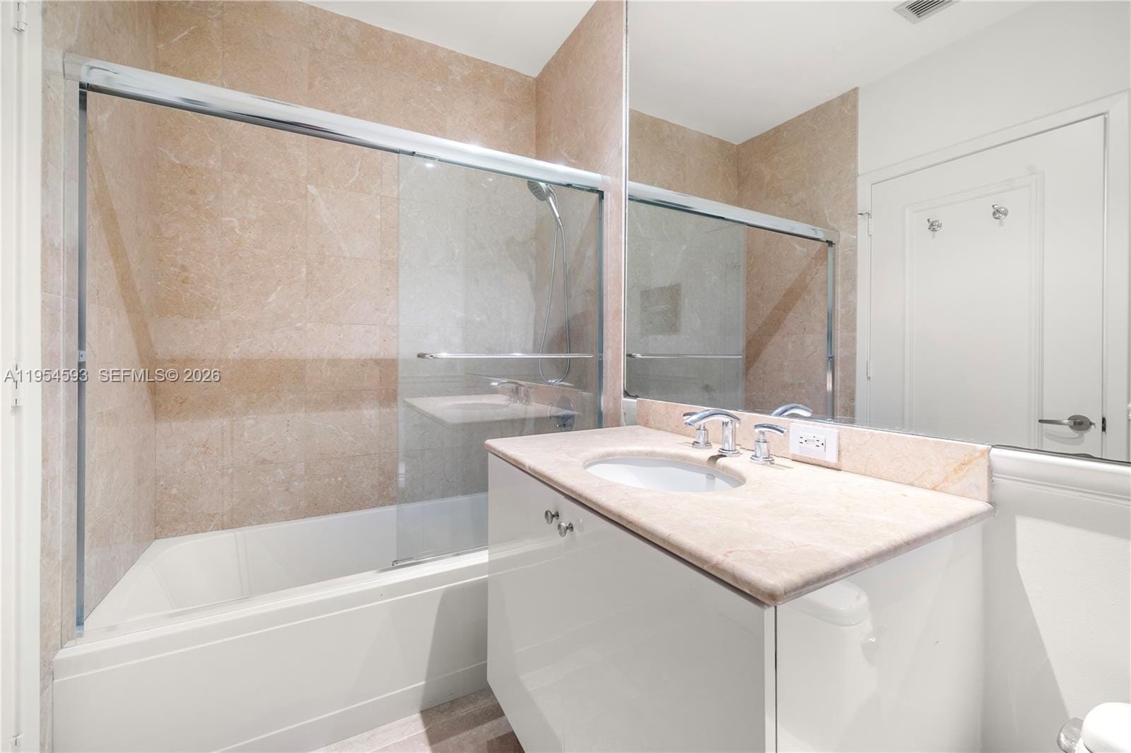 901 Brickell Key Boulevard 3706, Miami, FL 33131 photo 24