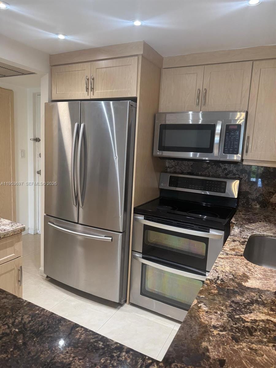 200 177th Drive 507, Sunny Isles Beach, FL 33160 photo 11