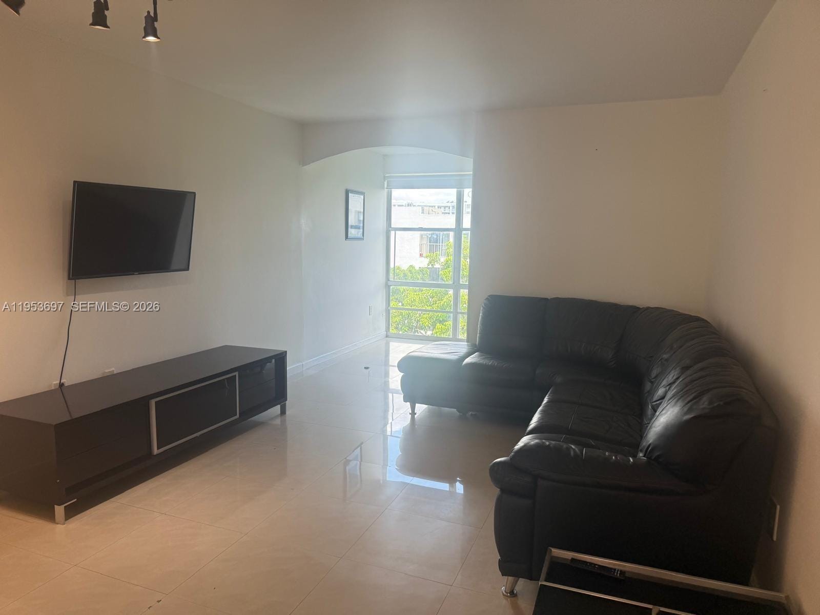 200 177th Drive 507, Sunny Isles Beach, FL 33160 photo 4