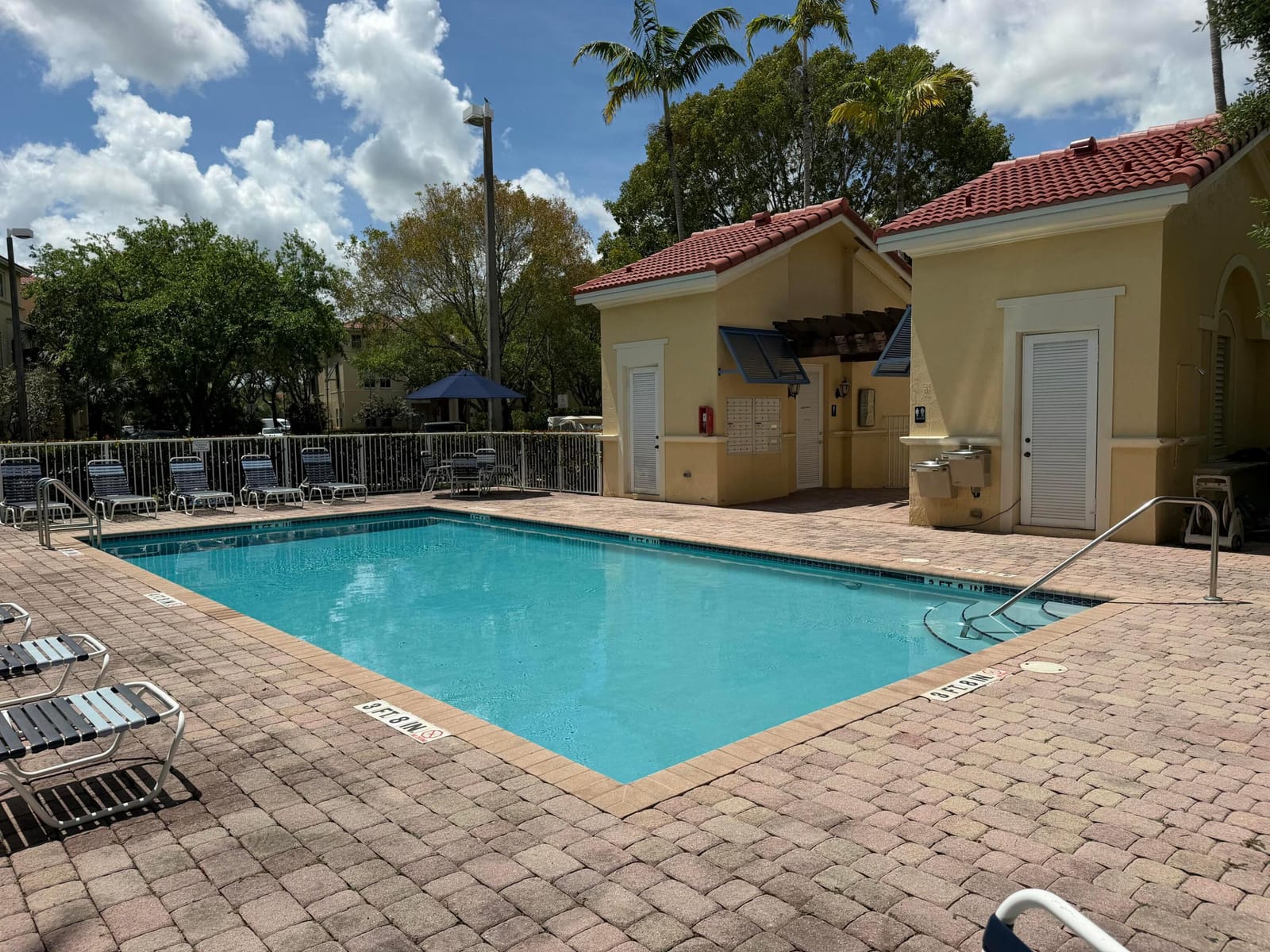 130 Jacaranda Country Club Drive 207 — photo 1