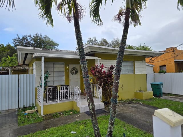 1041 NW 30th Street, sold in Santa Clara Sub, Miami, FL