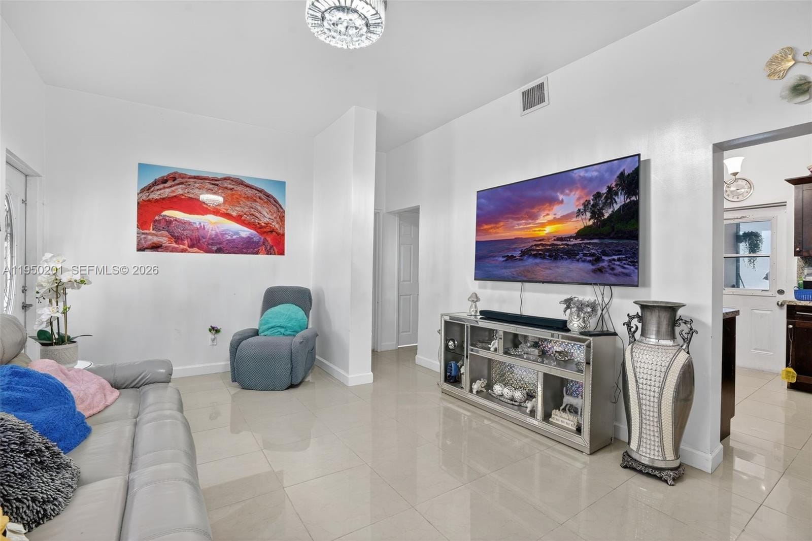 1240 Sharazad Boulevard — photo 2