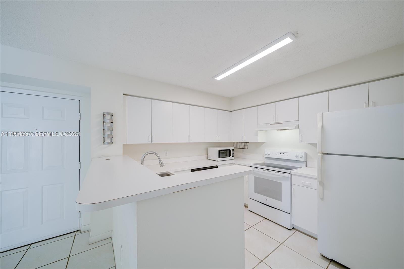 4360 NW 107th Avenue 207, Doral, FL 33178 photo 5