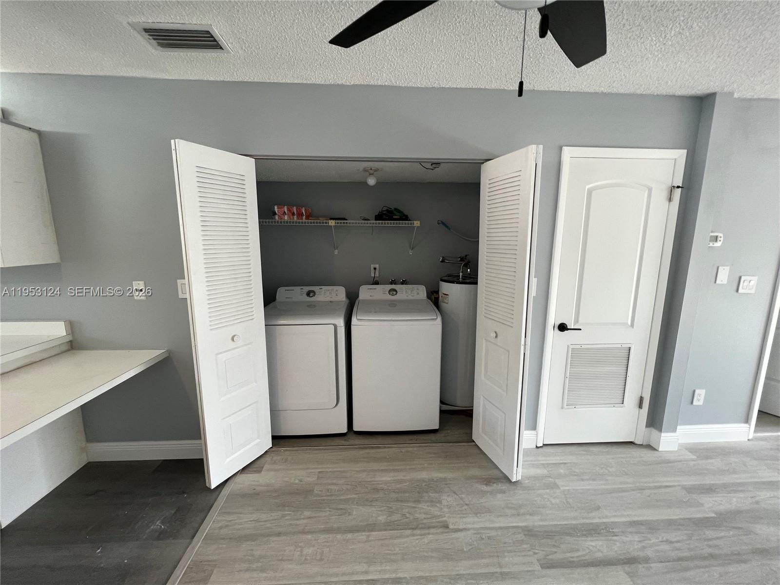 313 Dirksen F3 — photo 4