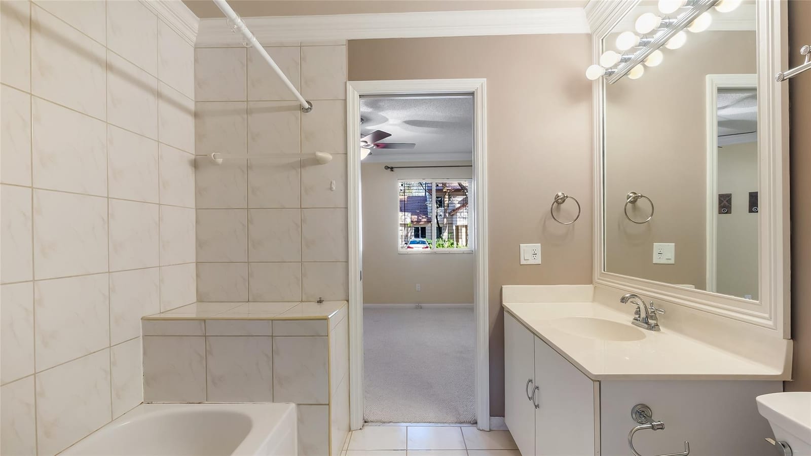 10945 W Broward Boulevard 10945, Plantation, FL 33324 photo 29