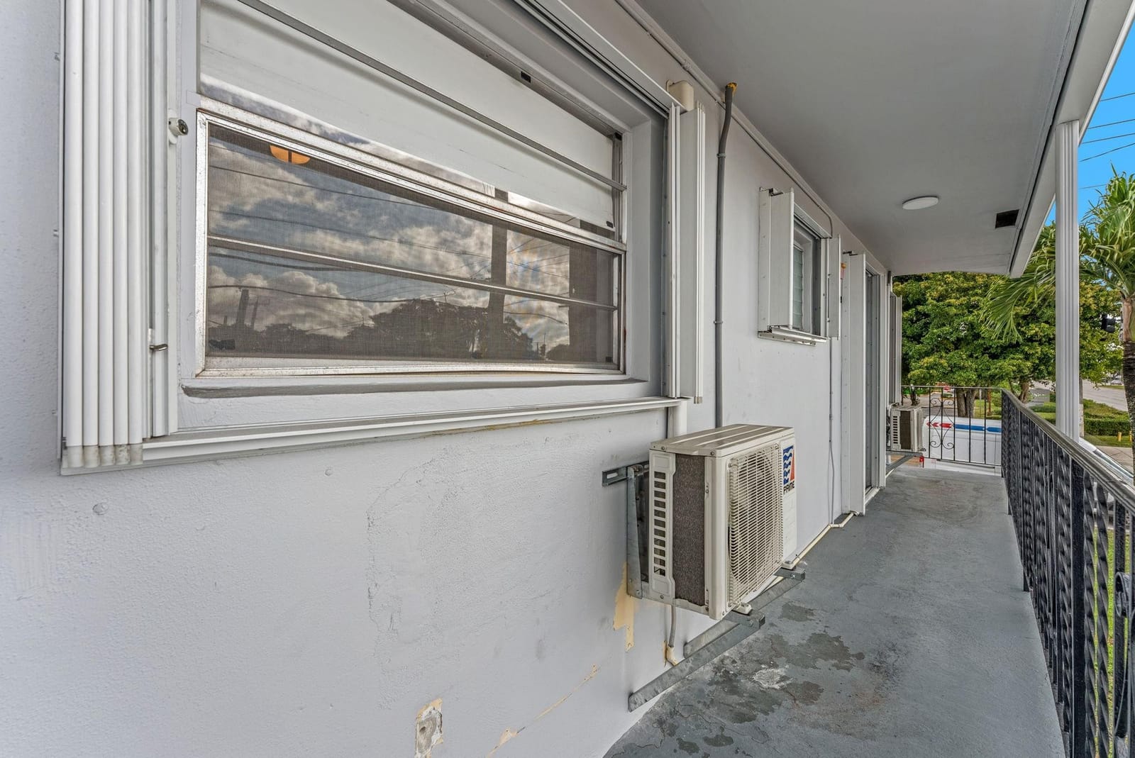 7401 Pines Boulevard 201 — photo 9
