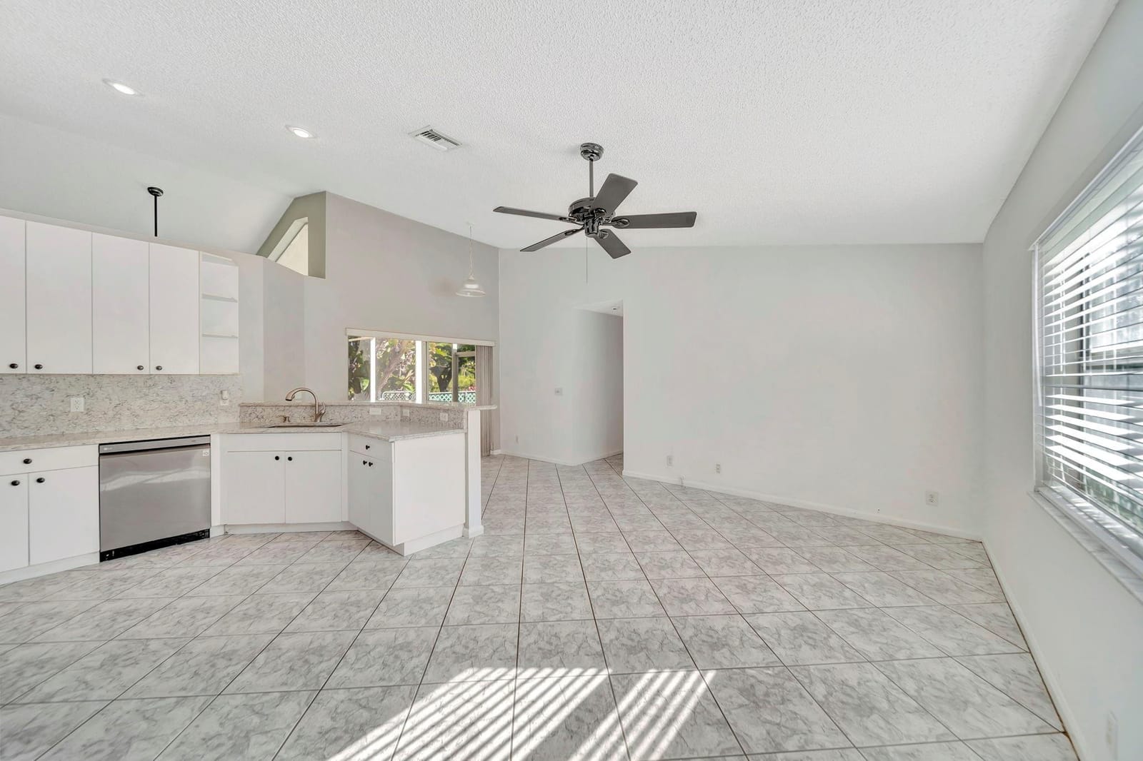 5708 NW 47th Court — photo 11
