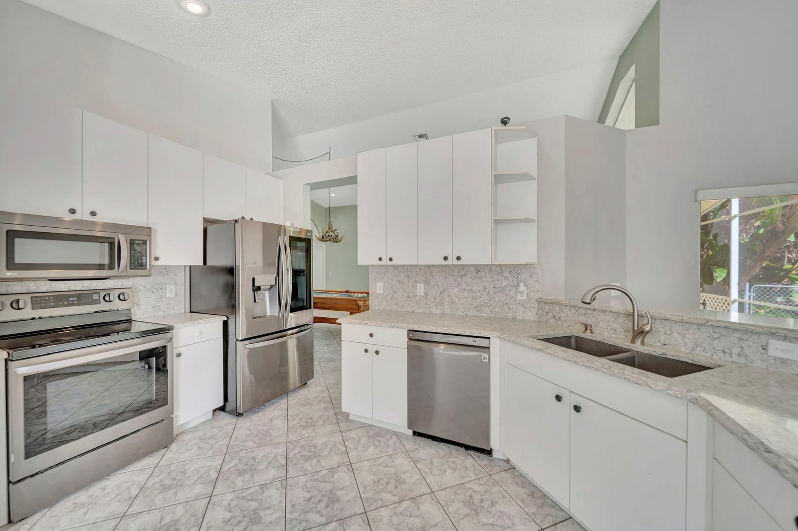 5708 NW 47th Court — photo 5