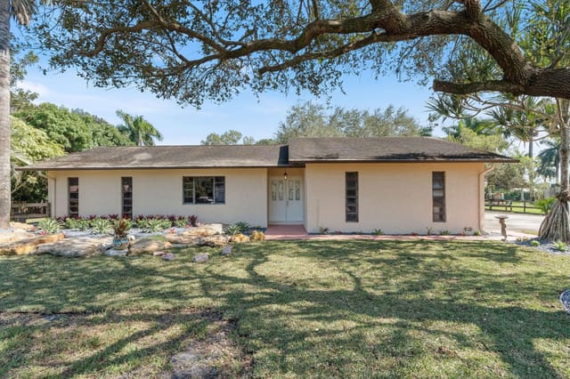 5400 SW 164 Terrace, sold in Green Meadows, Southwest Ranches, FL