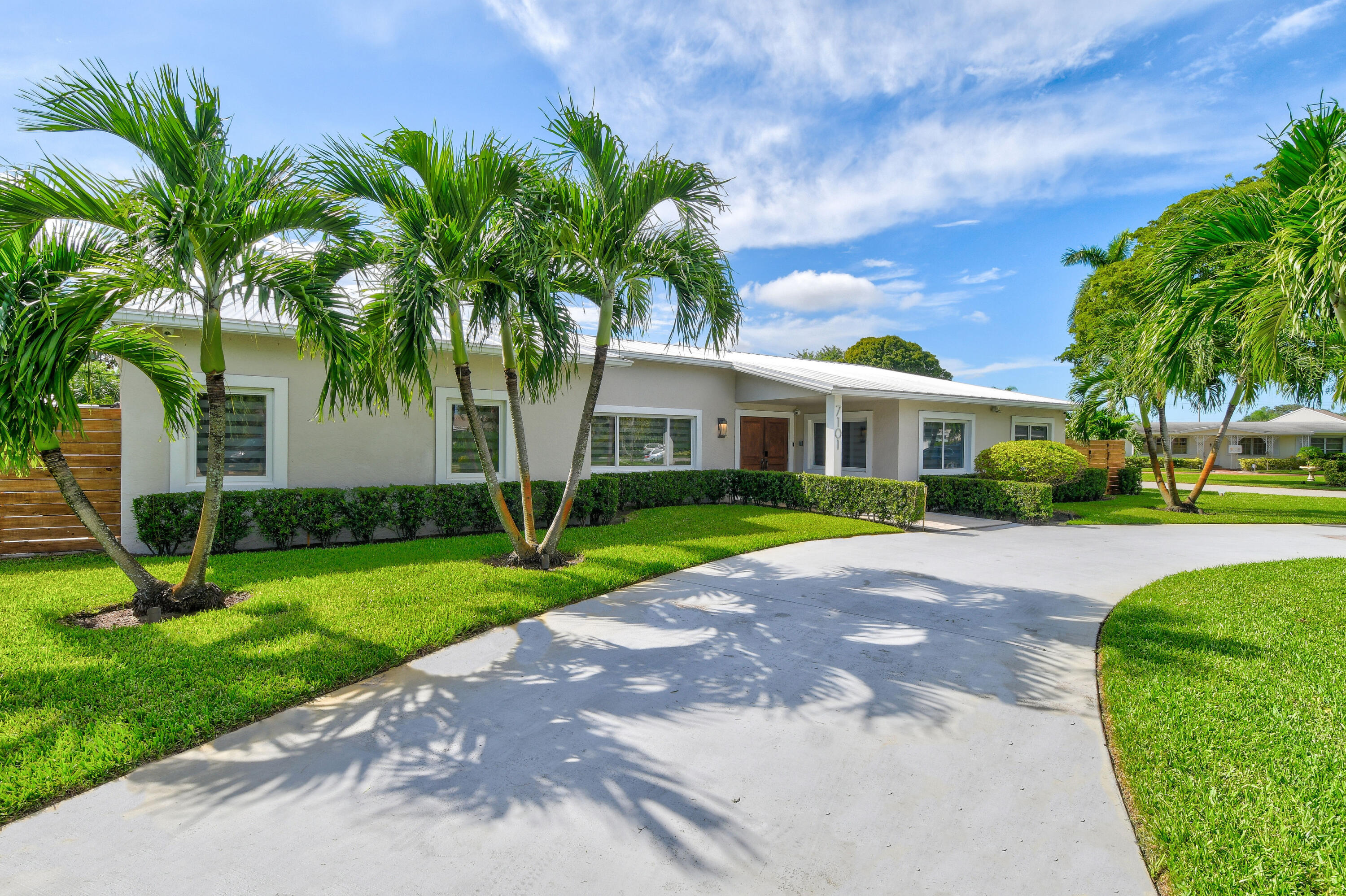 7101 W Lake Drive, Lake Clarke Shores, FL 33406, Lake Clarke Shores