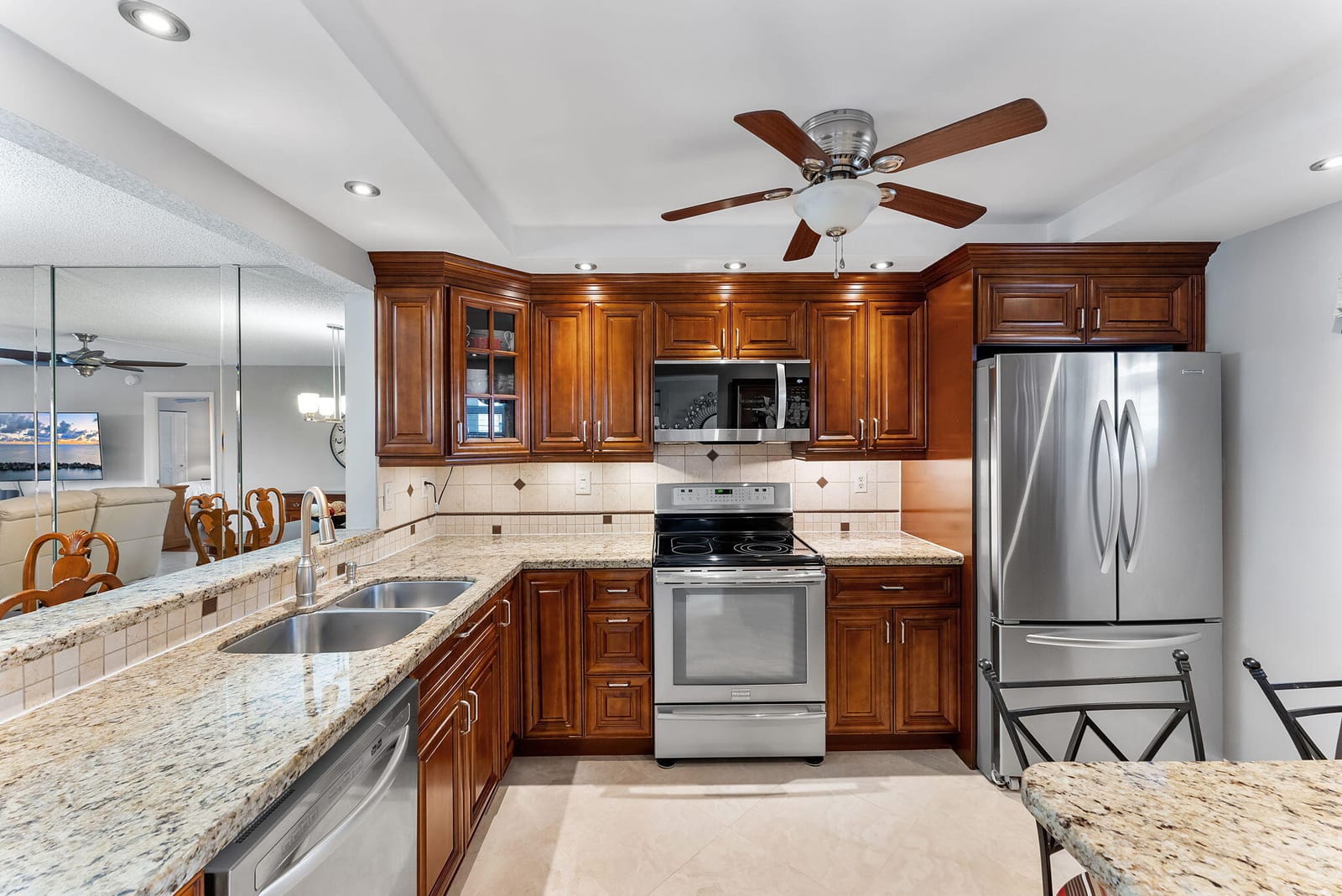 3930 Inverrary Boulevard 505-d — photo 5