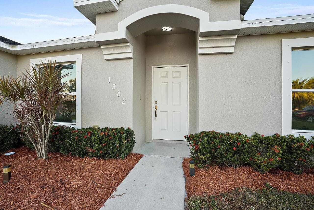 1382 SE Concha Street — photo 9