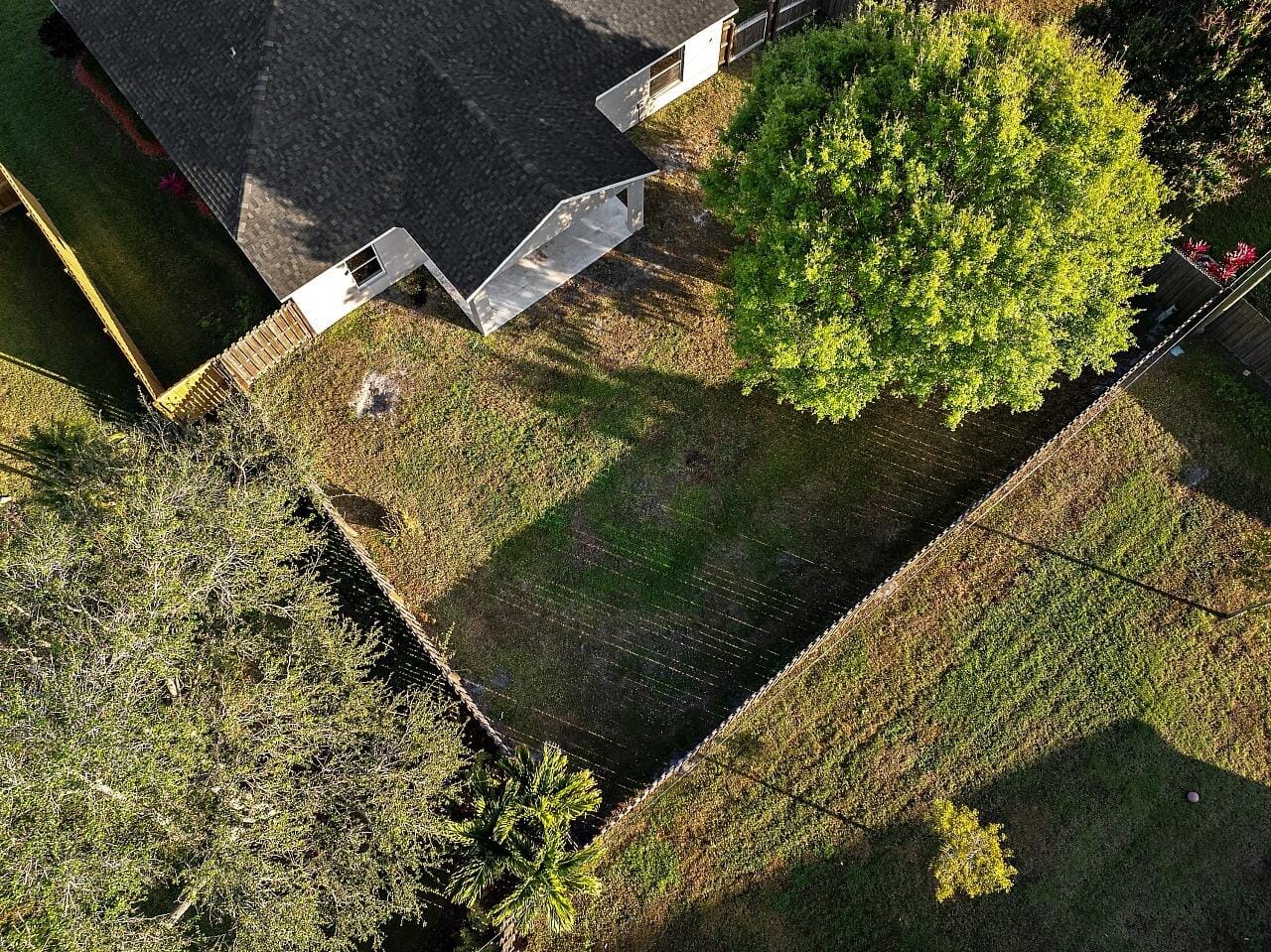 1382 SE Concha Street — photo 3