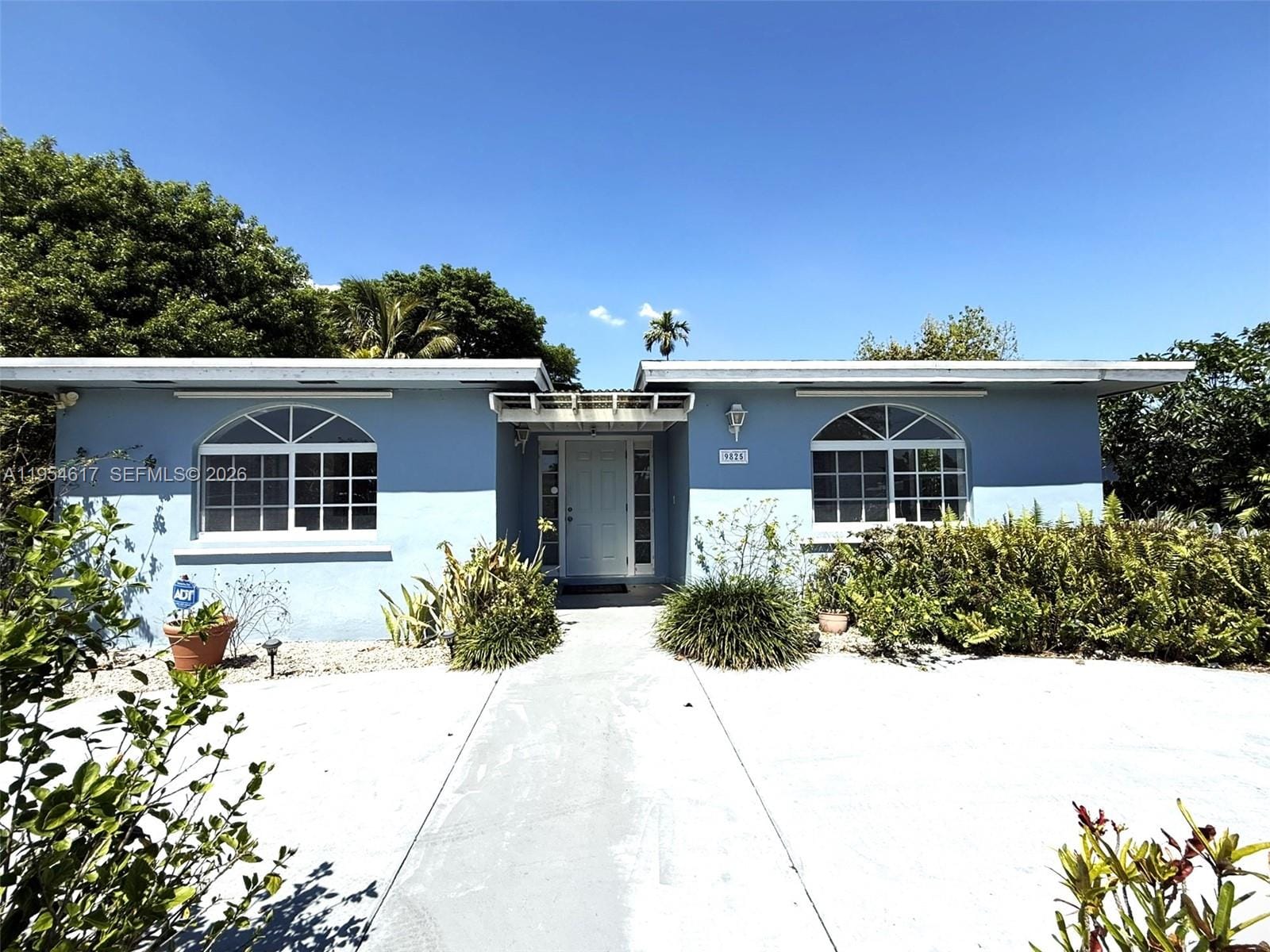 9825 SW 54th Street, Miami, FL 33165