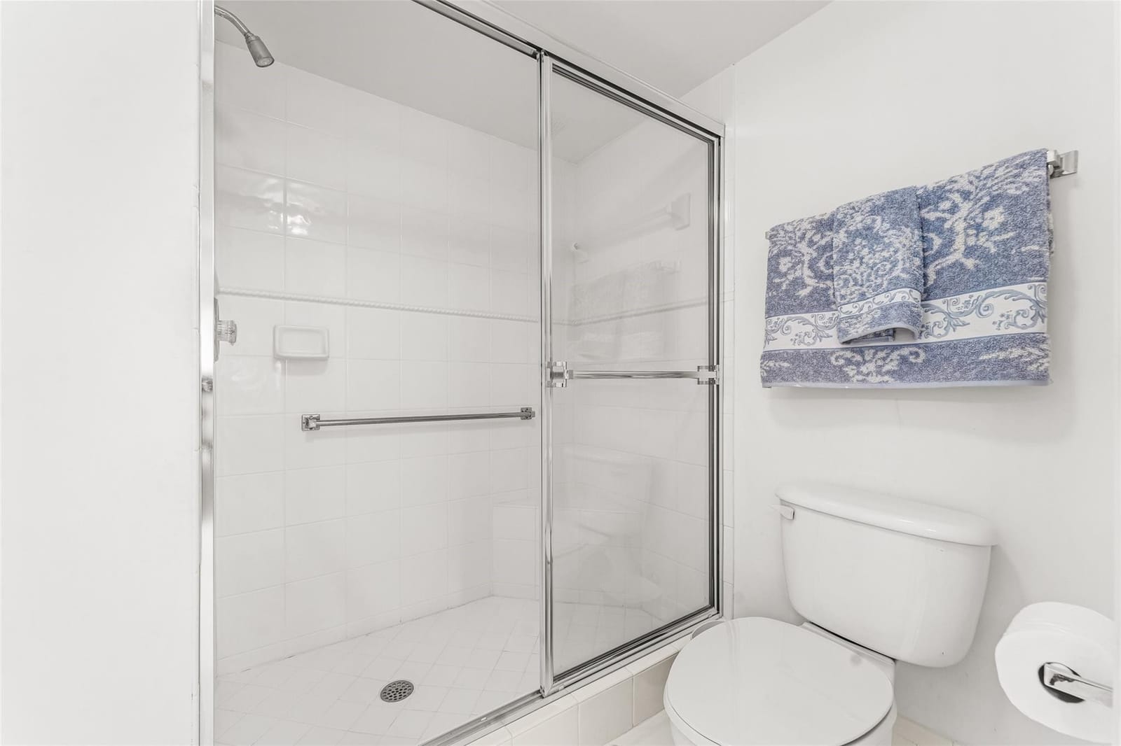 7751 Southampton Terrace 311 — photo 8