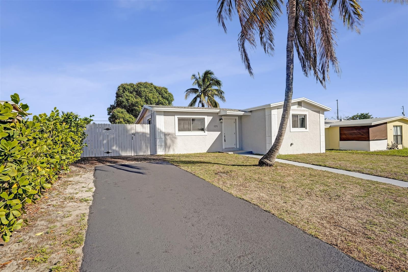171 Ocean Parkway, Boynton Beach, FL 33435 photo 1