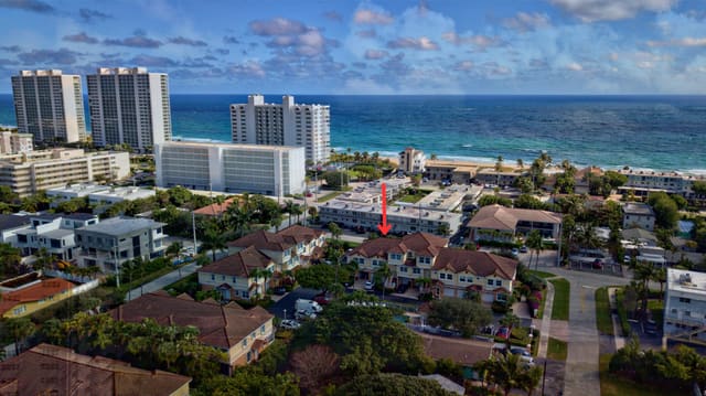 1998 NE 7th Street 102, sold in Ocean Vue, Deerfield Beach, FL