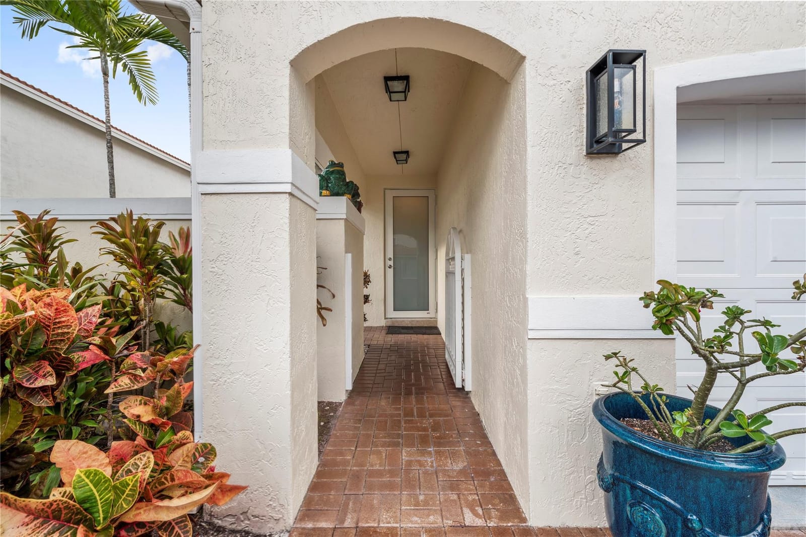 1554 Yellowheart Way 1554, Hollywood, FL 33019 photo 8