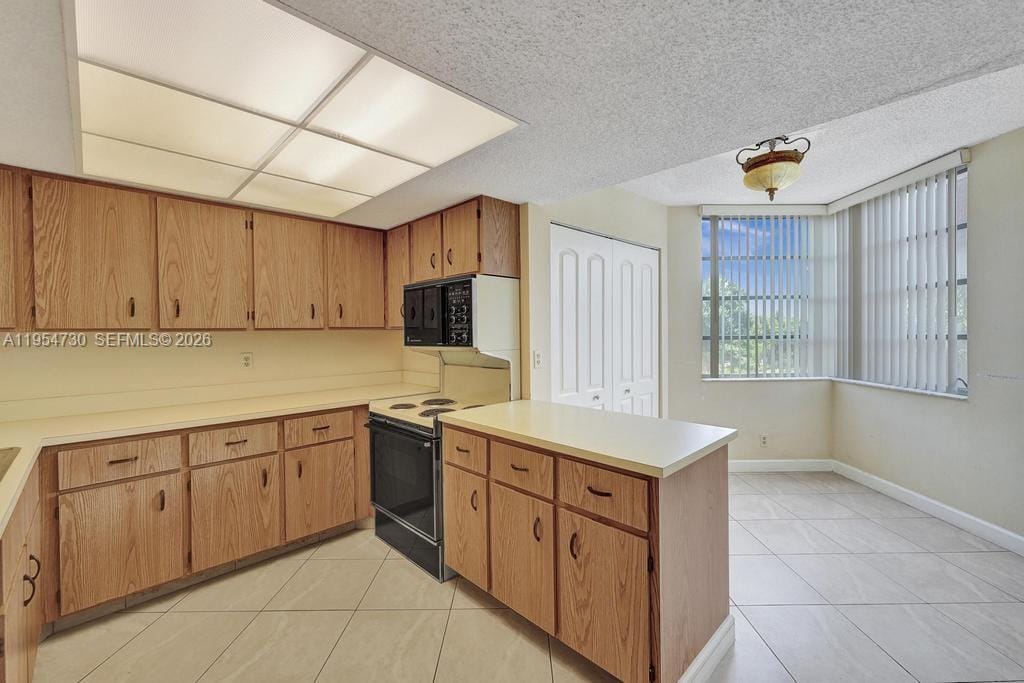 9520 Seagrape Drive 306, Davie, FL 33324 photo 17