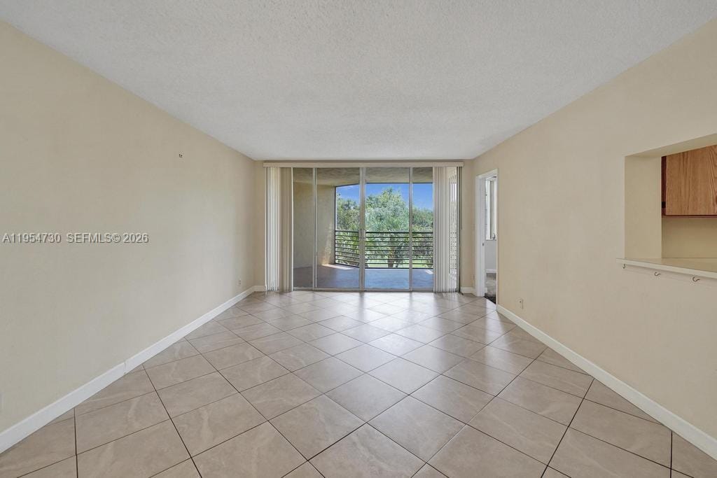 9520 Seagrape Drive 306, Davie, FL 33324 photo 7