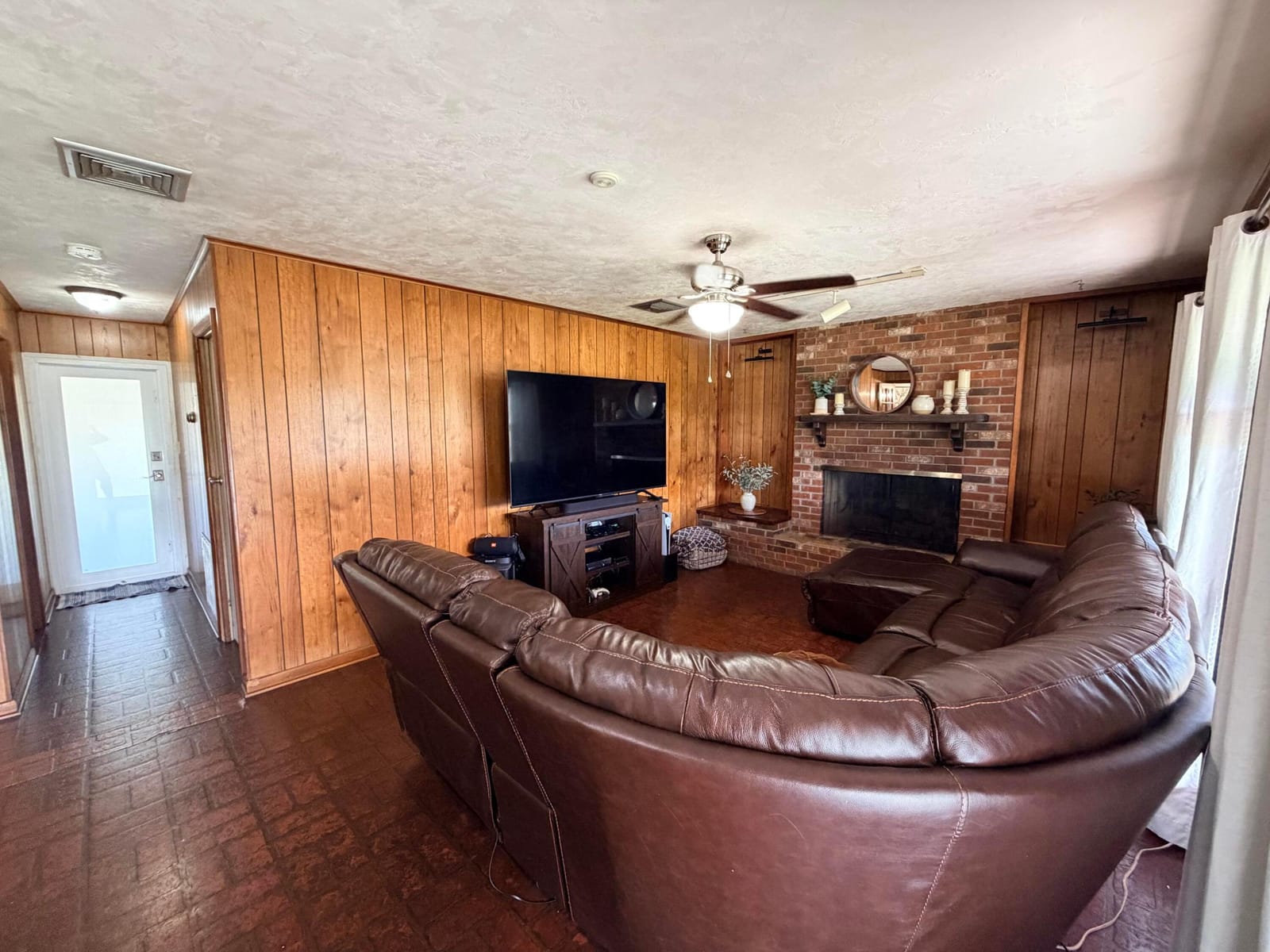 955 NW 4th St Street — photo 9