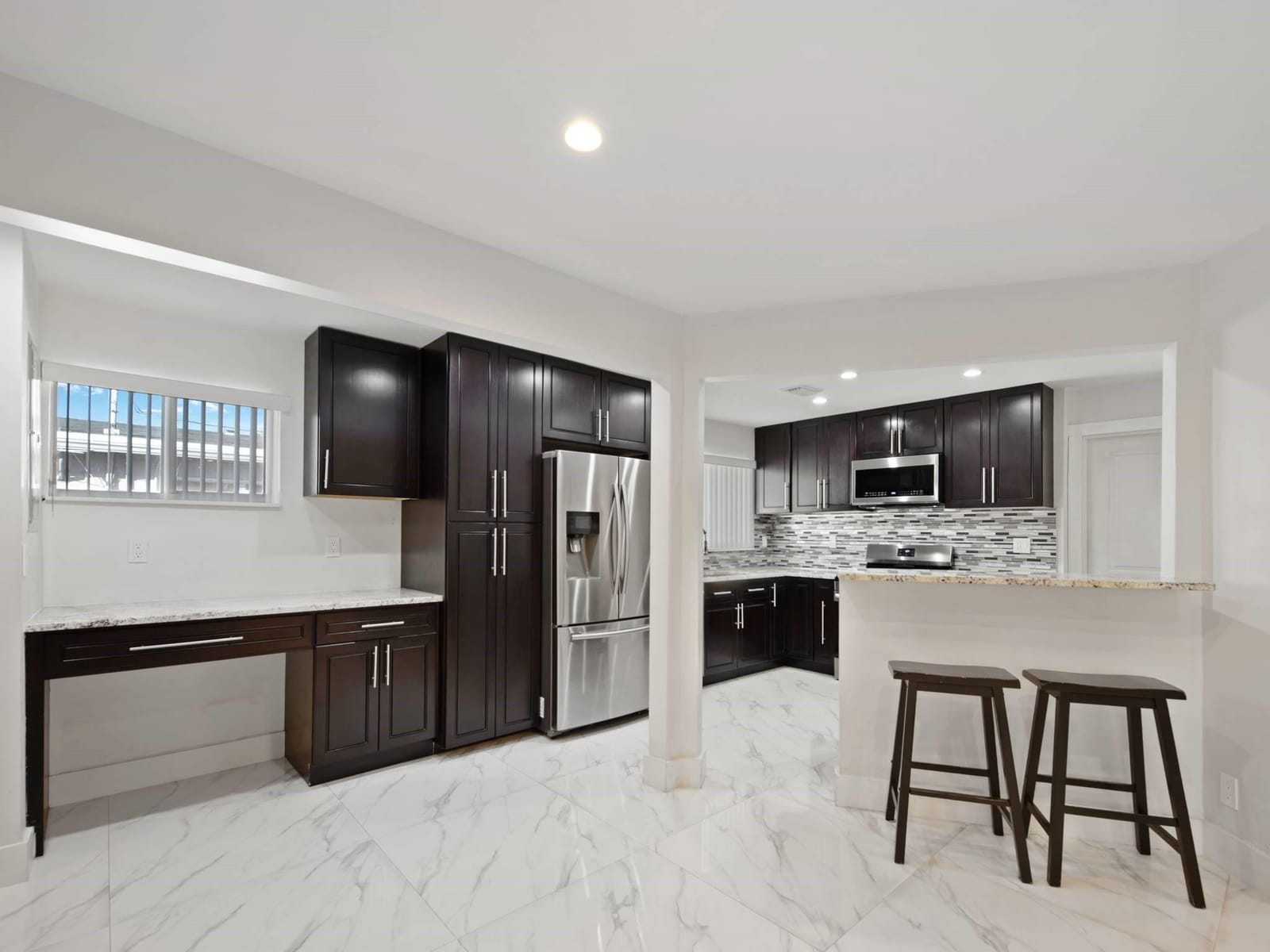 3331 N 66th Avenue, Hollywood, FL 33024 photo 13