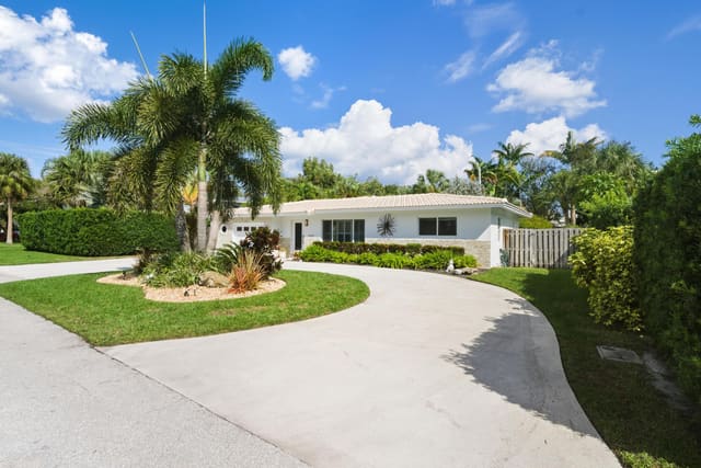 2642 NE 26th Terrace, sold in Lighthouse Point, Palm City, FL
