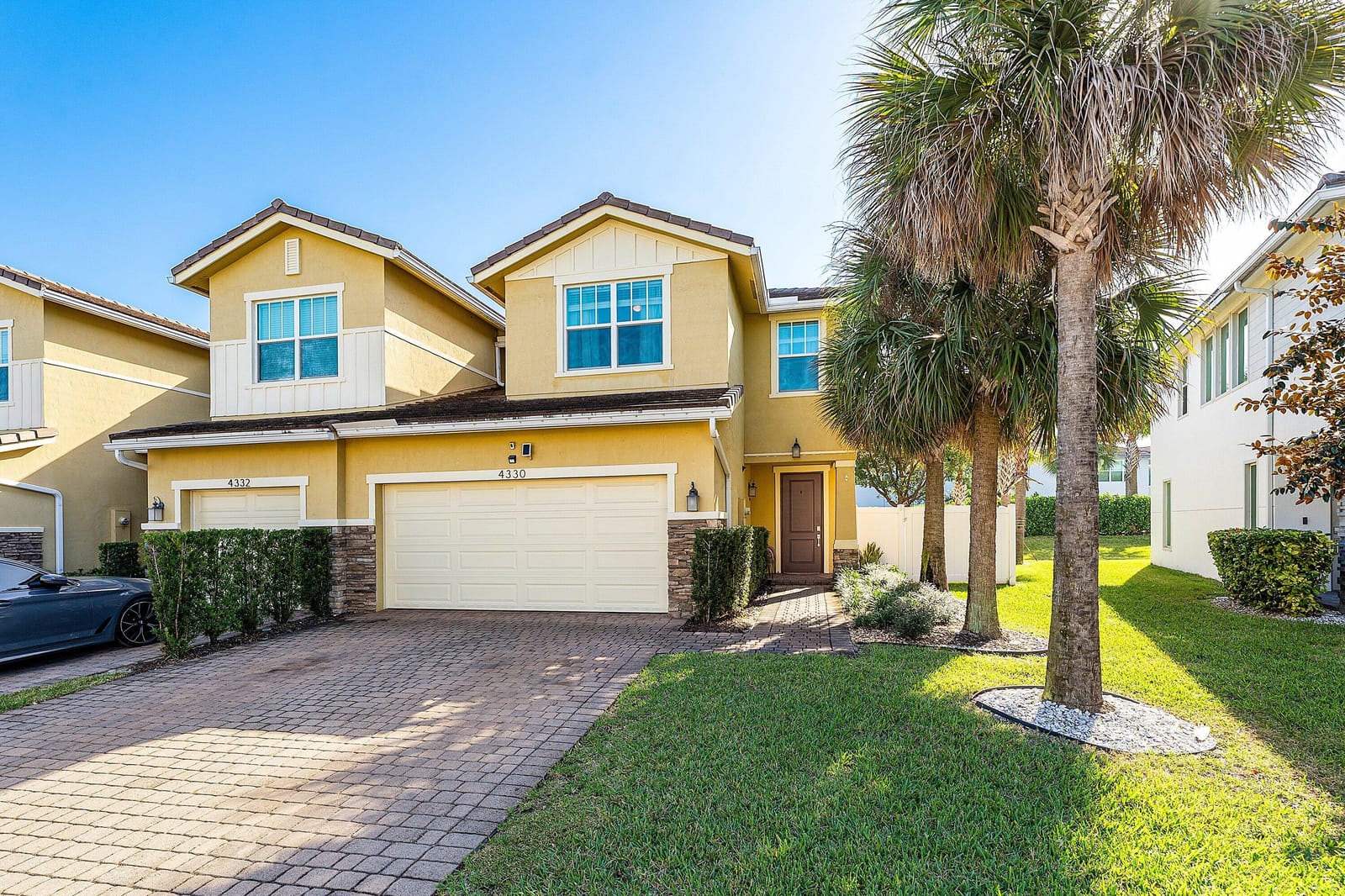 4330 Lago Drive, Deerfield Beach, FL 33064 photo 4