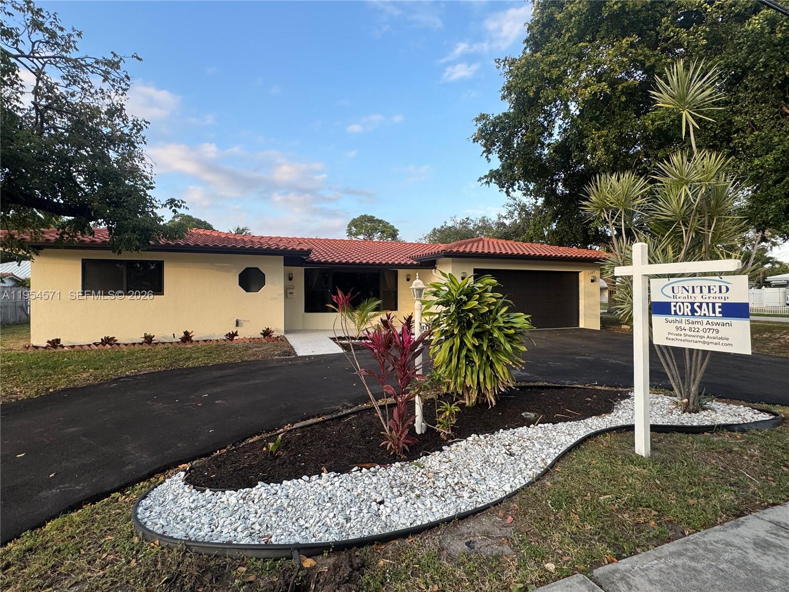 1109 SE 10th Street, Deerfield Beach, FL 33441, Deerfield Beach