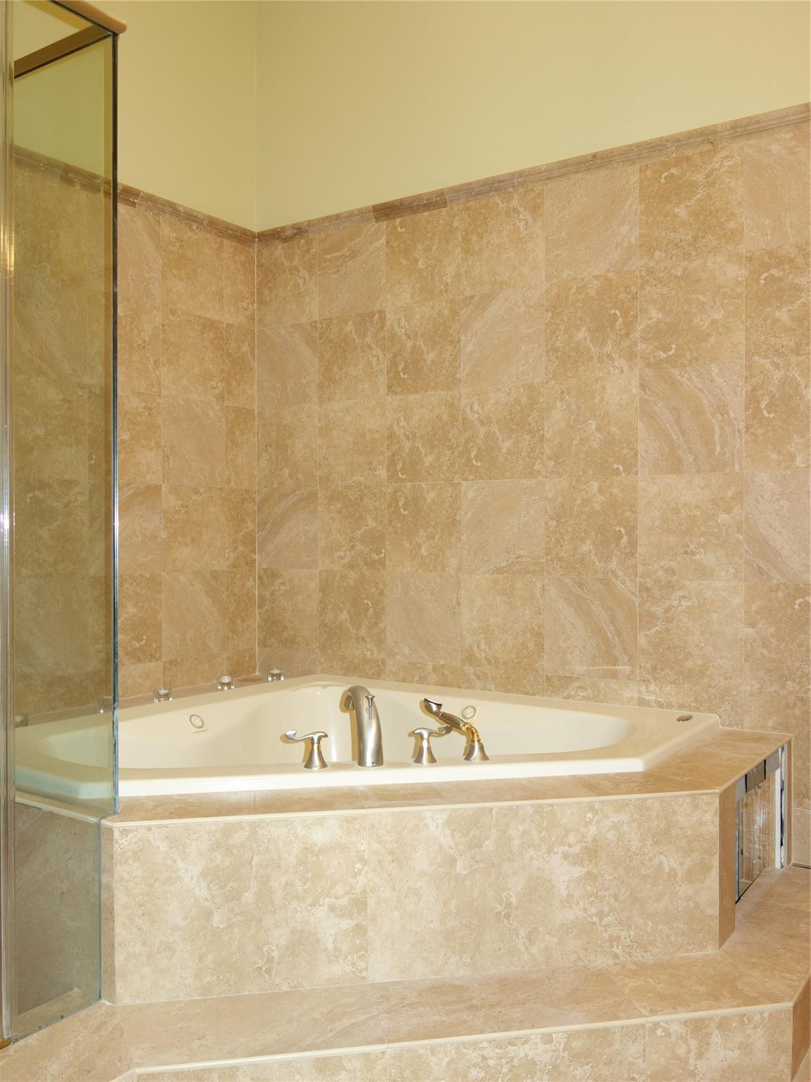 4106 Carriage Drive 5C — photo 8
