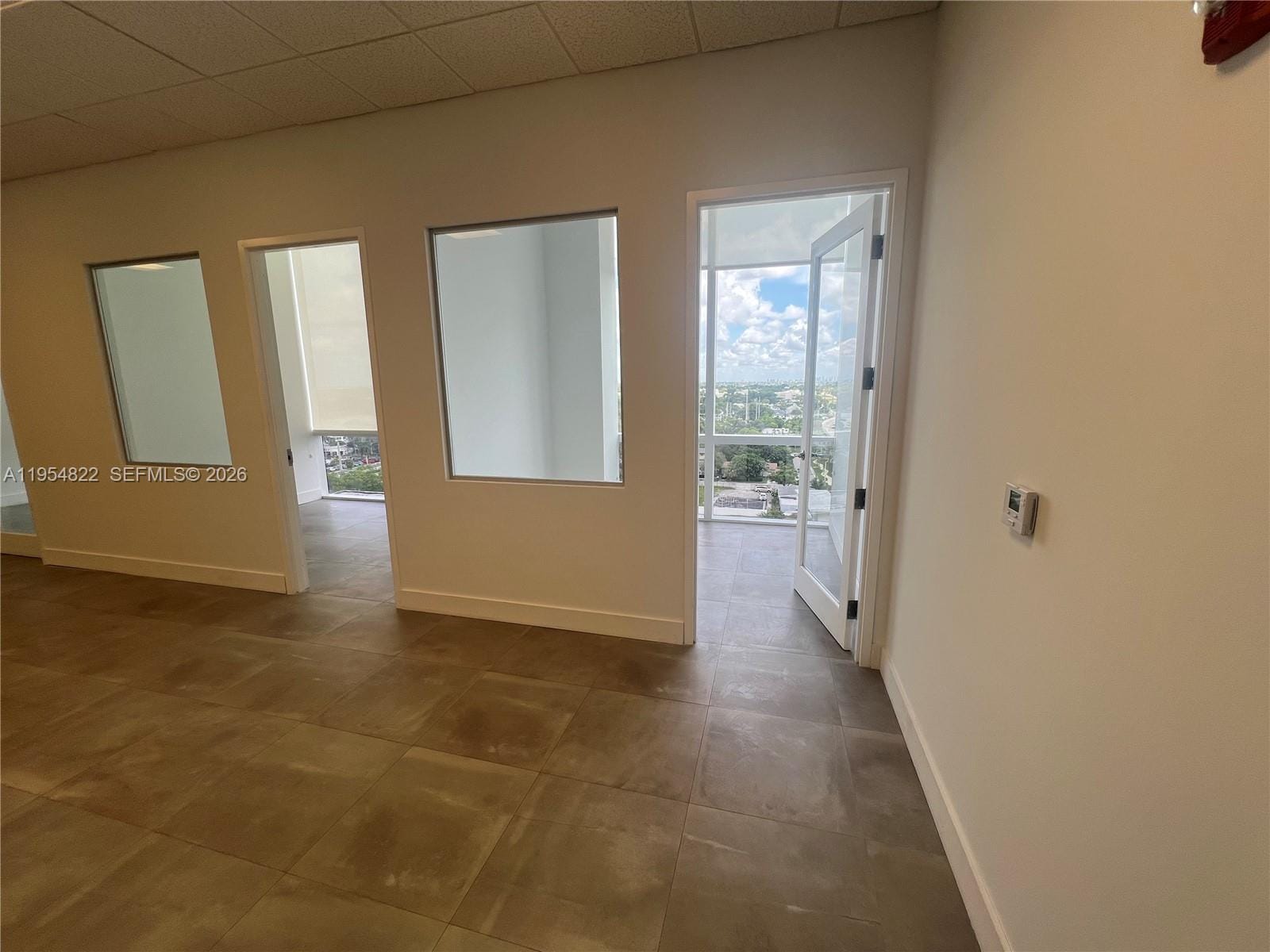 20200 W Dixie Highway 903, Miami, FL 33180 photo 23