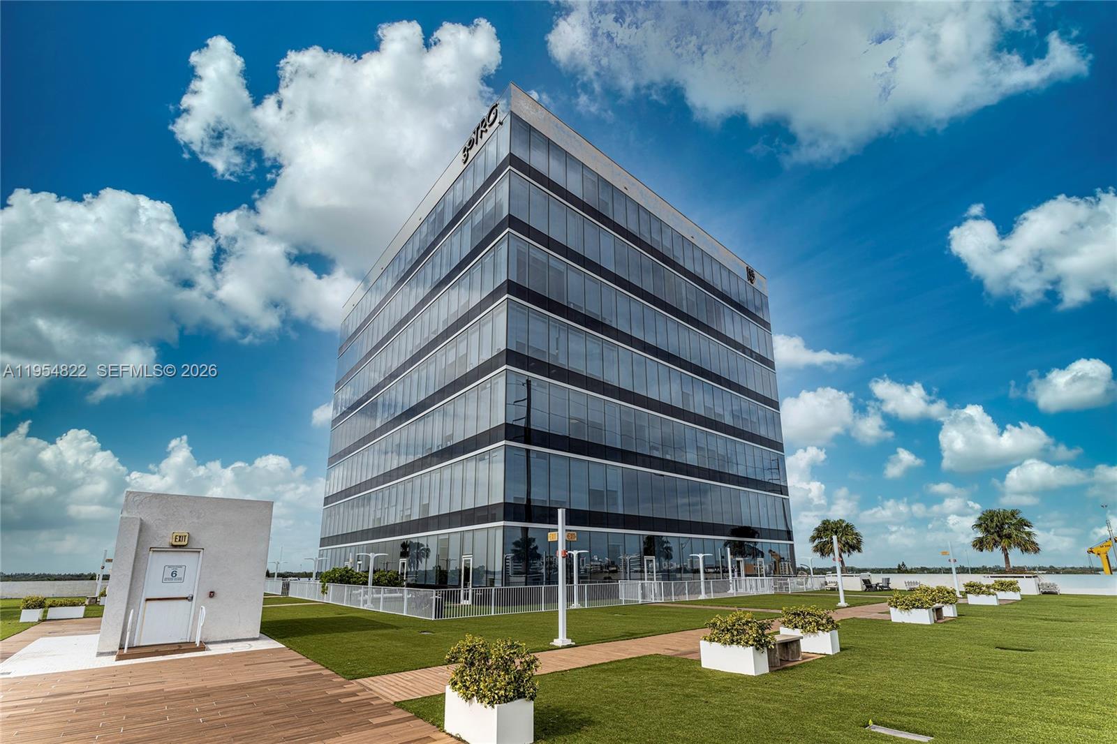 20200 W Dixie Hwy 903 903, Miami, FL 33180, Miami