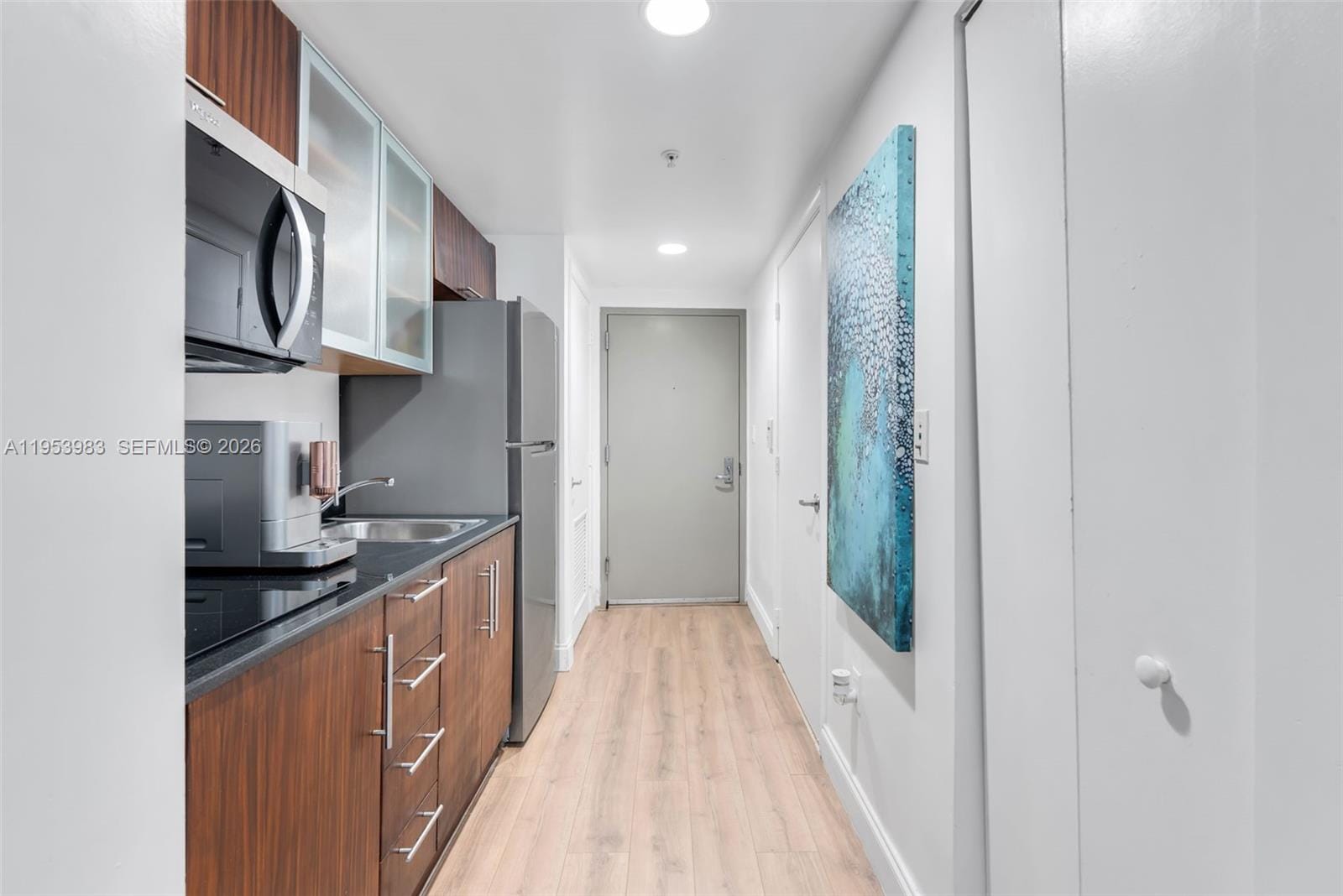 1750 N Bayshore Drive 1407 — photo 7