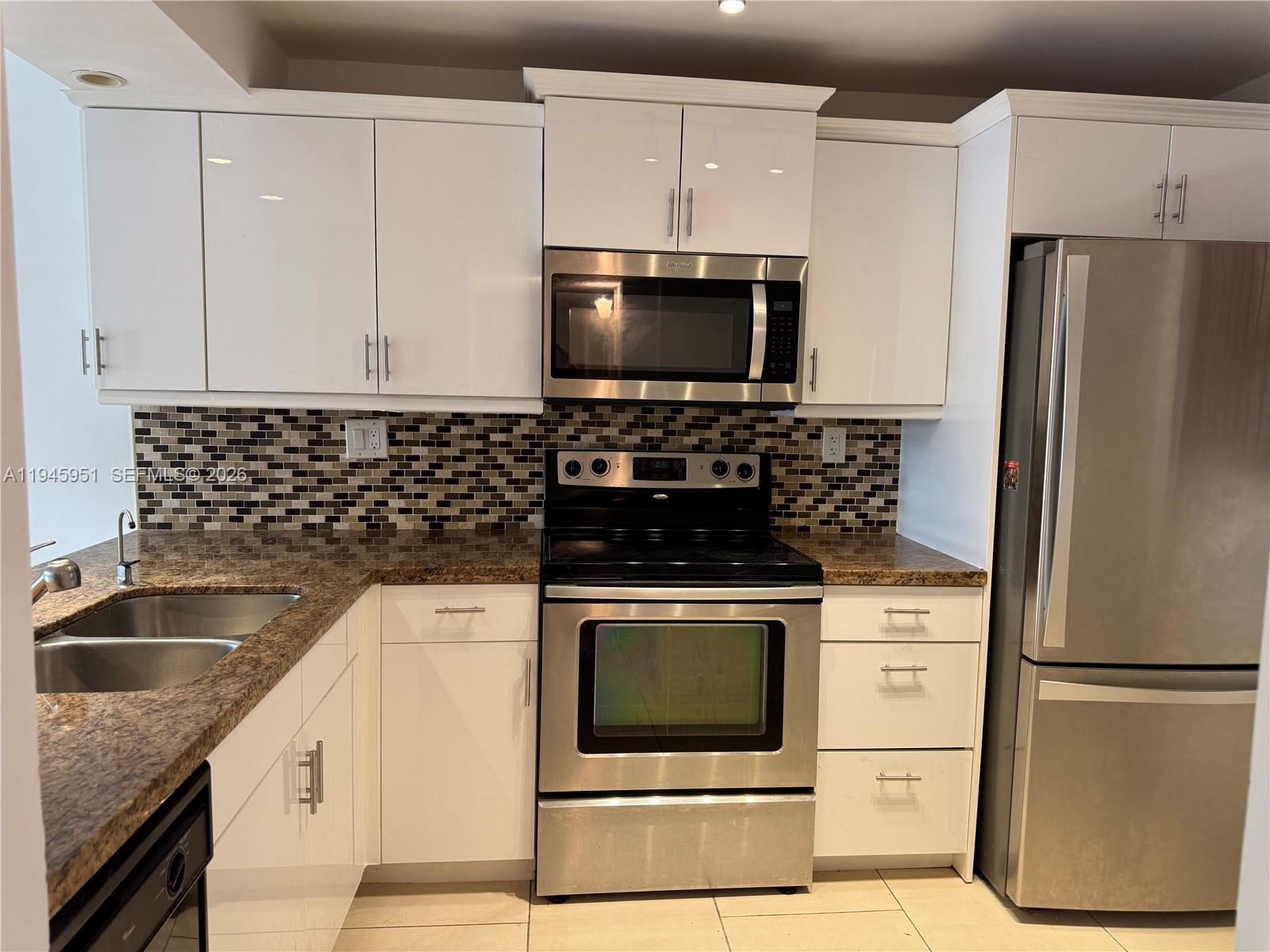 1831 Sabal Palm Drive 403, Davie, FL 33324, Davie