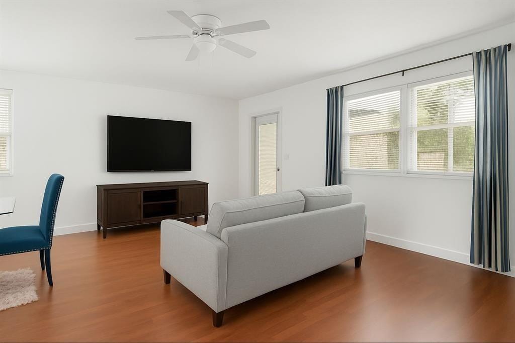 703 Brittany O — photo 2