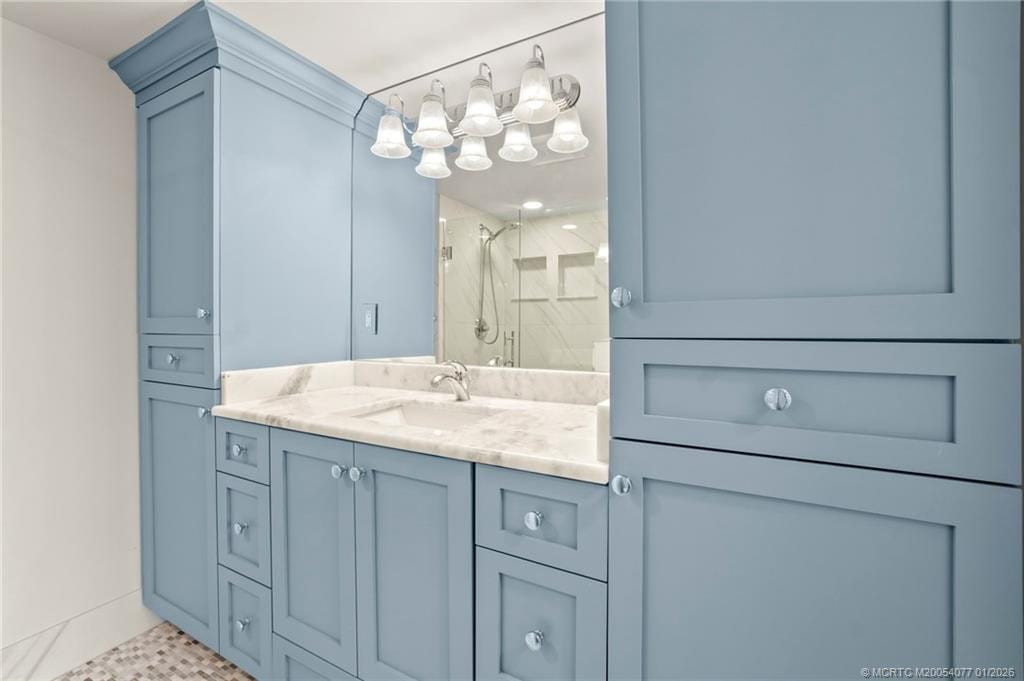 1950 SW Palm City Road 6105 — photo 11